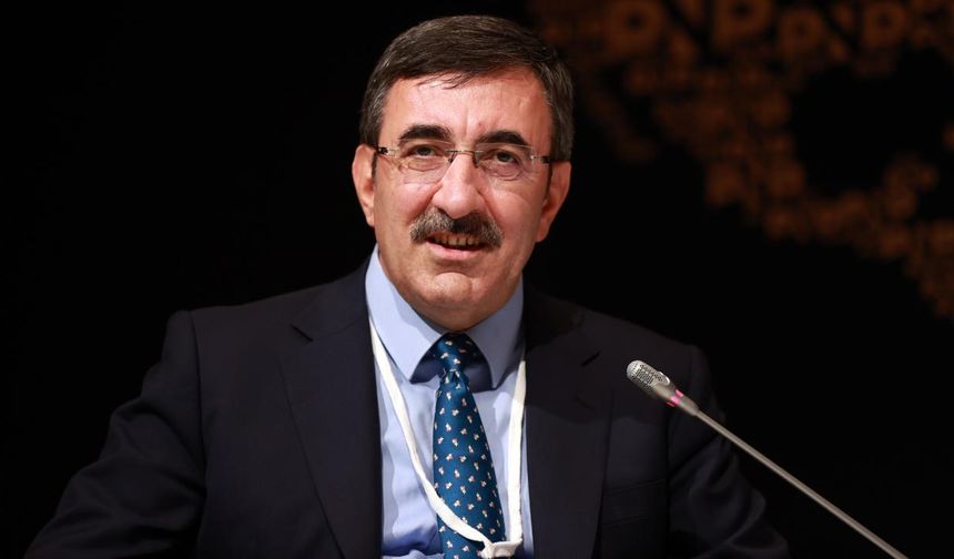 Cevdet Yılmaz: Büyüme verileri, büyüme patikasındaki kararlılığımızı ortaya koymaktadır