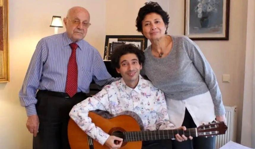 Otizmli oğluyla hayat mücadelesini kitaplaştırdı
