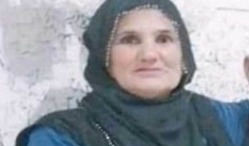 Otomobilin altında kalan kadın öldü