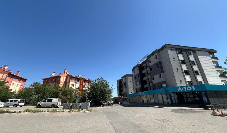 TOKİ Mahallesi’nde Su Krizi Büyüyor: Belediye Sessiz, Halk Mağdur