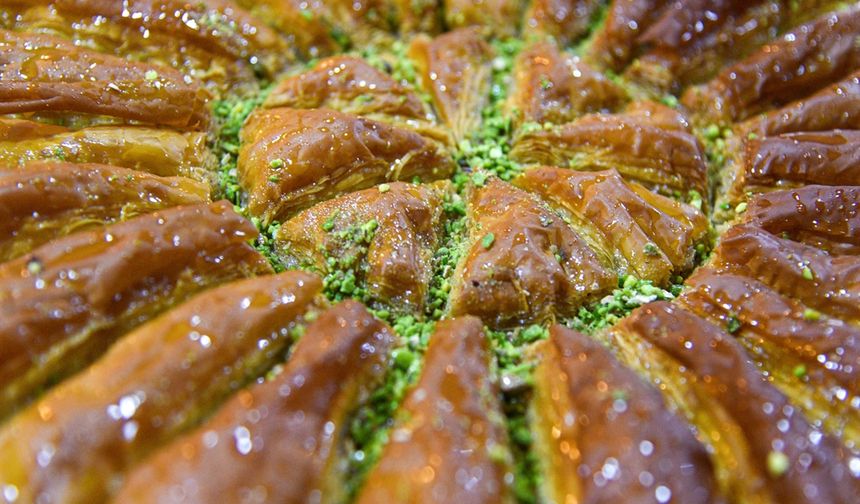 20 baklava numunesinin 5'inde bakteri çıktı