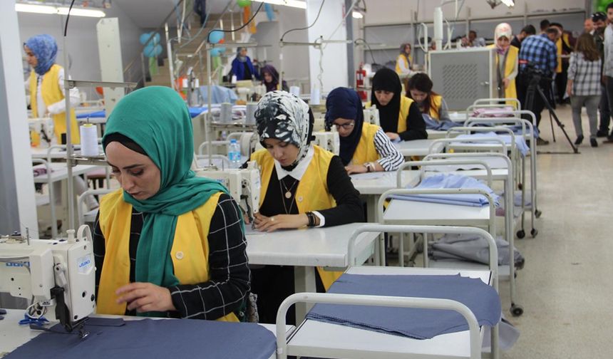 Ücretli çalışan sayısı 15 milyon 658 bine yükseldi