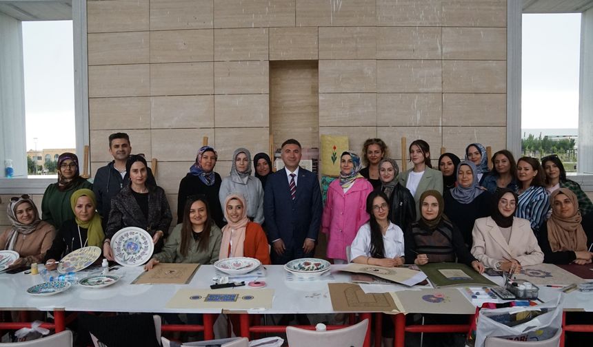 Batman Üniversitesi Camii’nde Sanat ve Teknoloji Şöleni