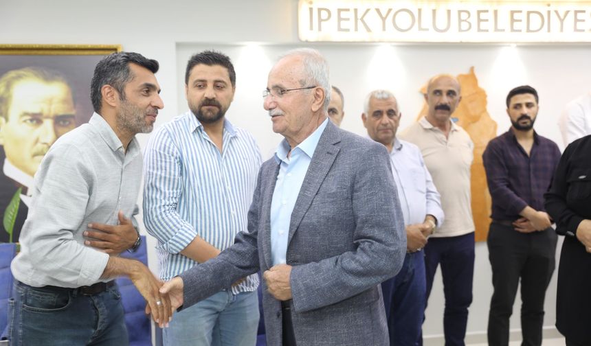 DEM Parti'li belediye başkanı görevinden istifa etti