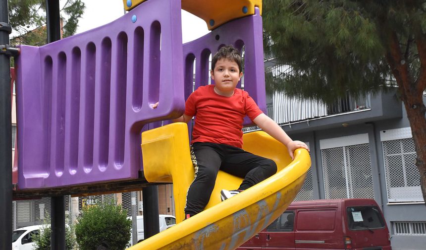 DMD'li Berk'in hastalığı hızlı, kampanyası yavaş ilerliyor