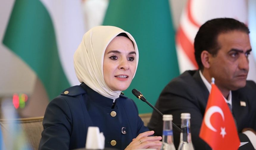Bakan Göktaş: Aileyi evrensel bir değer olarak yeniden tanımlamalıyız