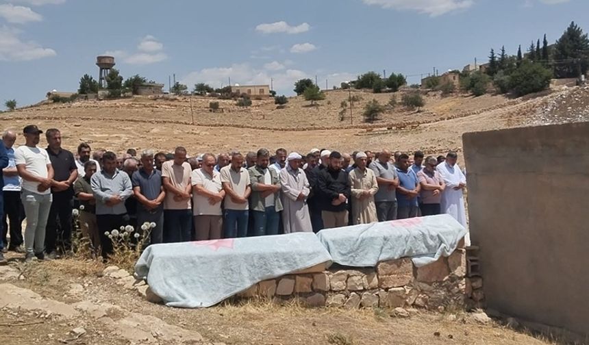 Feci kazada hayatını kaybeden 3 kardeş Mardin’de defnedildi