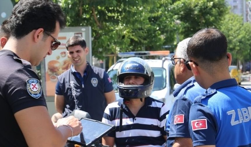 Batman’da Motosiklet Sürücülerine Ortak Denetim