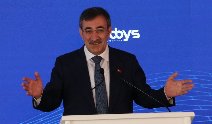 Geleceğin taleplerine de odaklanan bir eğitim modeliyle yol alıyoruz