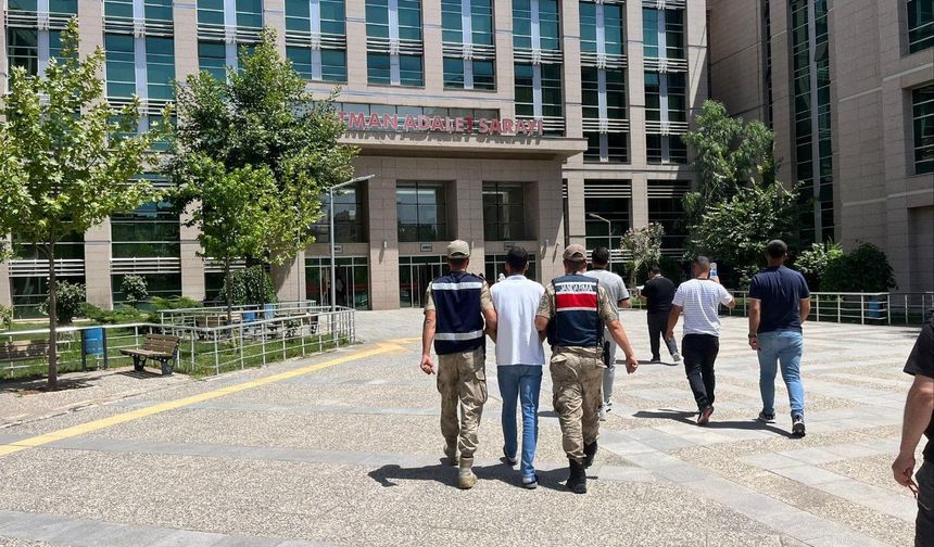 Batman’da Silahlı Yağma Suçundan Aranan Şahıs Yakalandı