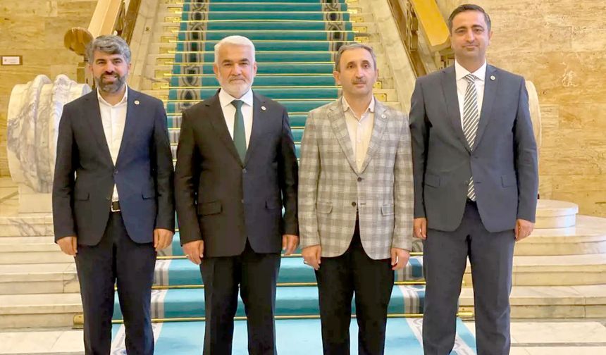HÜDA PAR, Cuma namazı saatinde çalışanların izinli sayılması hakkında kanun teklifi verdi