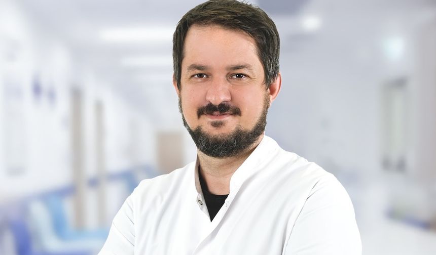 ‘Kasık bölgesinde hissedilen ağrının nedeni kalça sorunları olabilir’