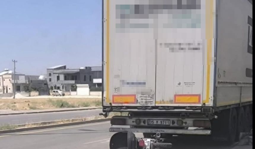 TIR’a çarpan motosikletin sürücüsü ağır yaralandı