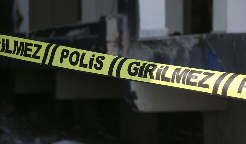 Cami çıkışında silahlı saldırı