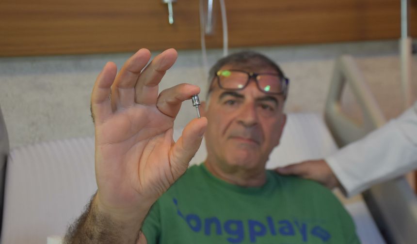Akciğerinden diş implantı çıktı
