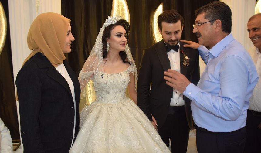 Nasıroğlu, Düğün Törenine Katıldı