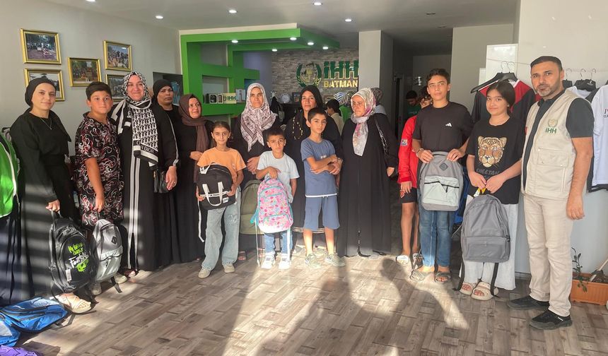 Batman’da 650 Yetim Öğrencinin Kırtasiye İhtiyacı Karşılandı