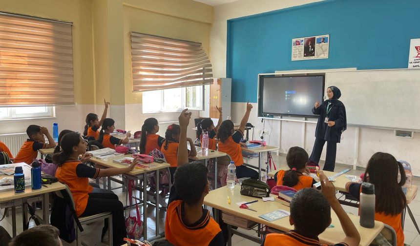 Miniklere Sağlıklı Beslenme Eğitimi