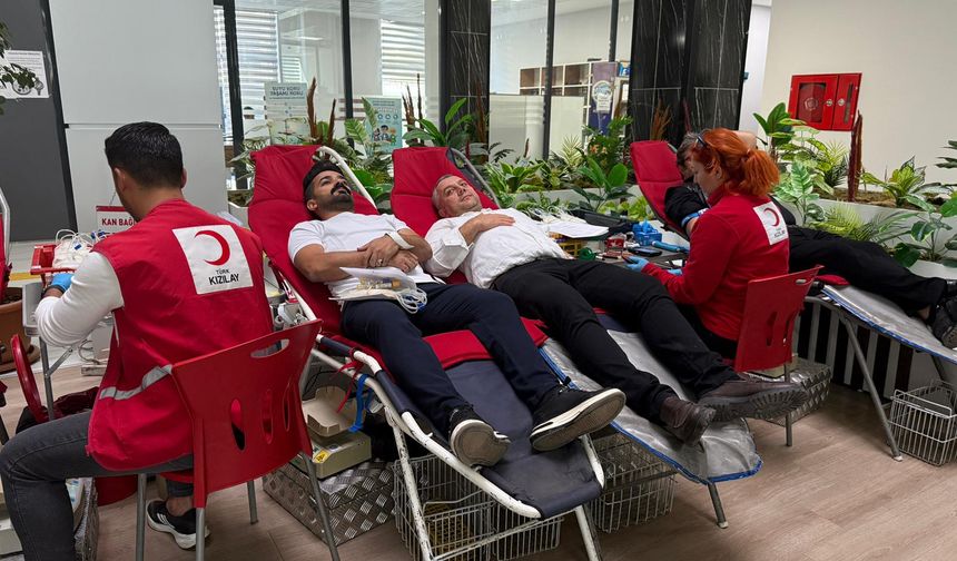 Belediye Personeli Kan Bağışında Bulundu