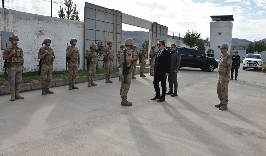 Sason’da Kahramanlara Moral Ziyareti