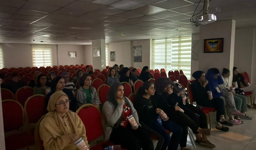 Batman’da Yurtlarda “Perde” Açıldı