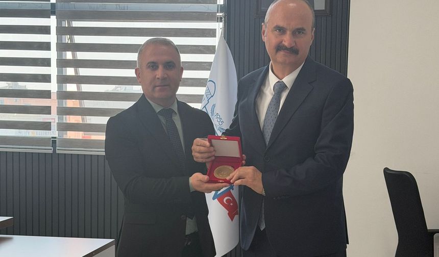 Vali Canalp, Aşçılar ve Şefler Federasyon Başkanını Kabul Etti