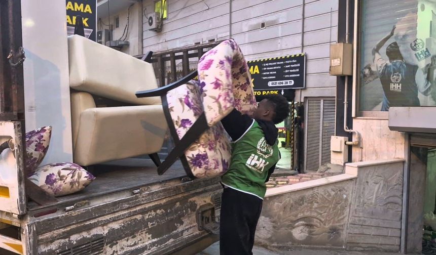 Batman’a sığınan Sudanlı Aile Destek Bekliyor