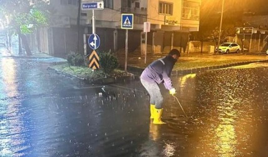 Batman’da Mevsimin Yağışı Kentte Hayatı Aksattı