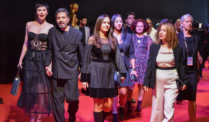 Antalya Altın Portakal Film Festival'inde 'şıklık' yarışı