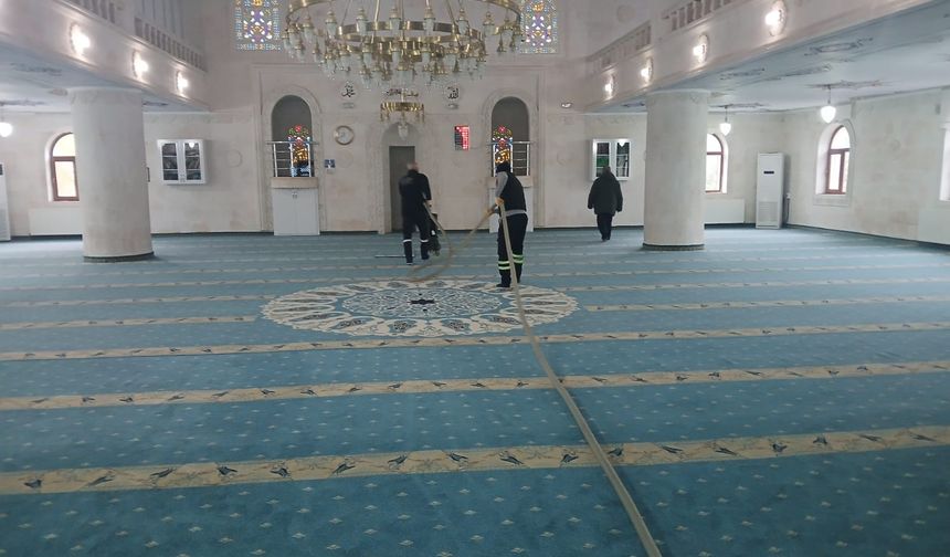 Batman’da İbadethaneler Gül Suyu Kokuyor