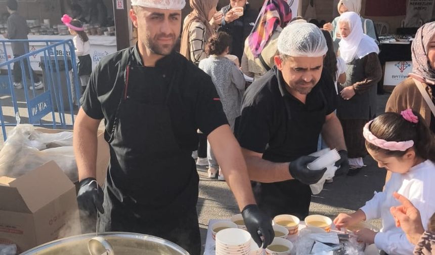 Batman Belediyesi Gastronomi Fuarı’nda çorba ikram etti