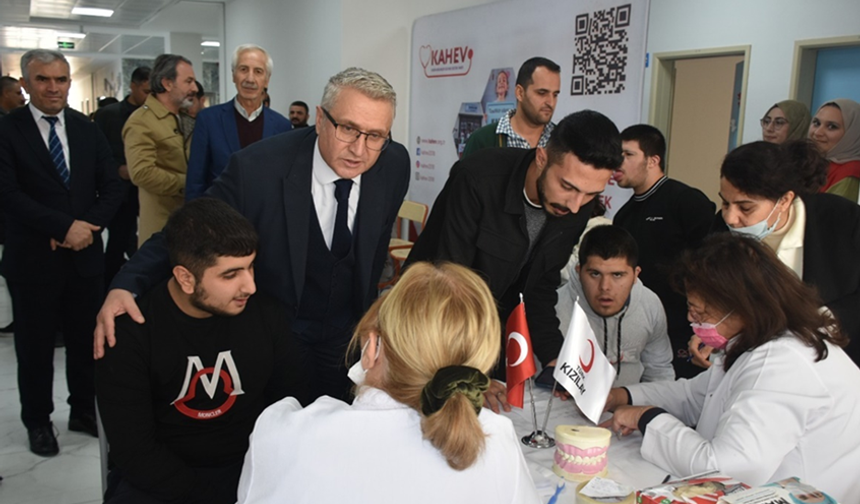 Batman'da Özel Eğitim Uygulama Okulları'nda ücretsiz diş sağlığı taraması