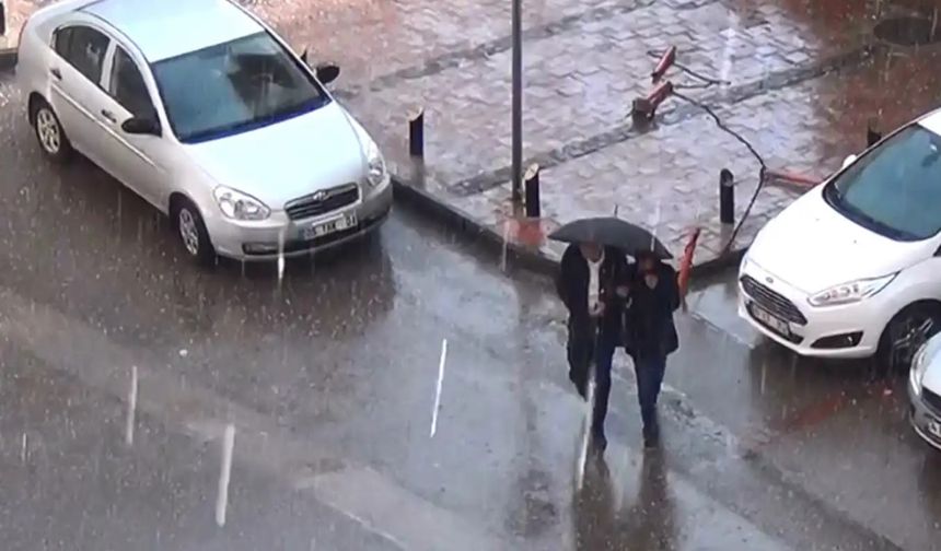 Kuvvetli yağış ve fırtına uyarısı