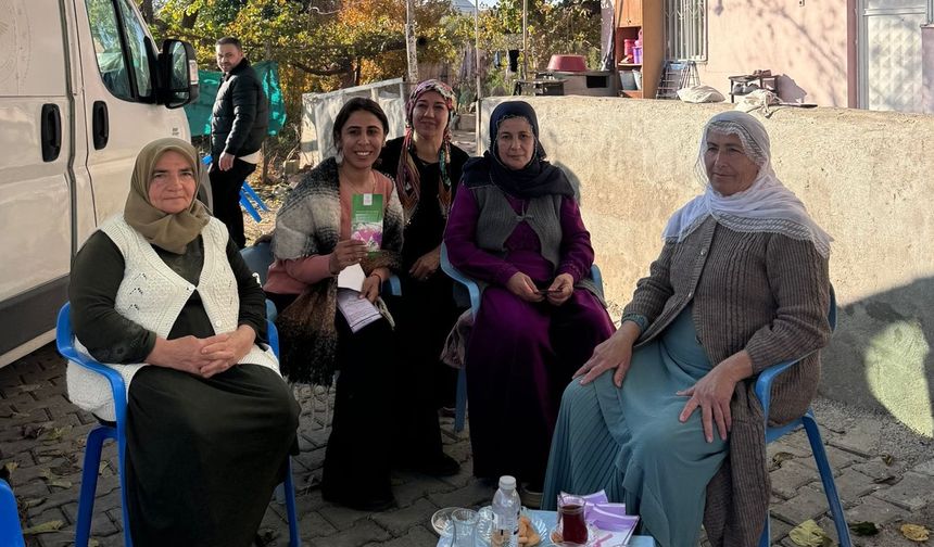 Köy Köy Gezerek Kansere Karşı Erken Tanı Seferberliği