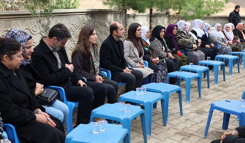 DEM Parti’de Göktayi Ailesine Taziye Ziyareti