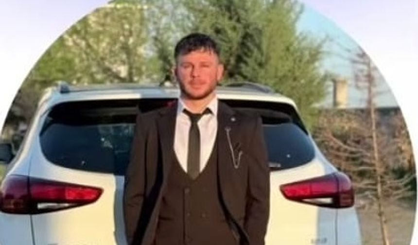 Hafif ticari araç ile çarpışan motosikletteki Mustafa da kurtarılamadı