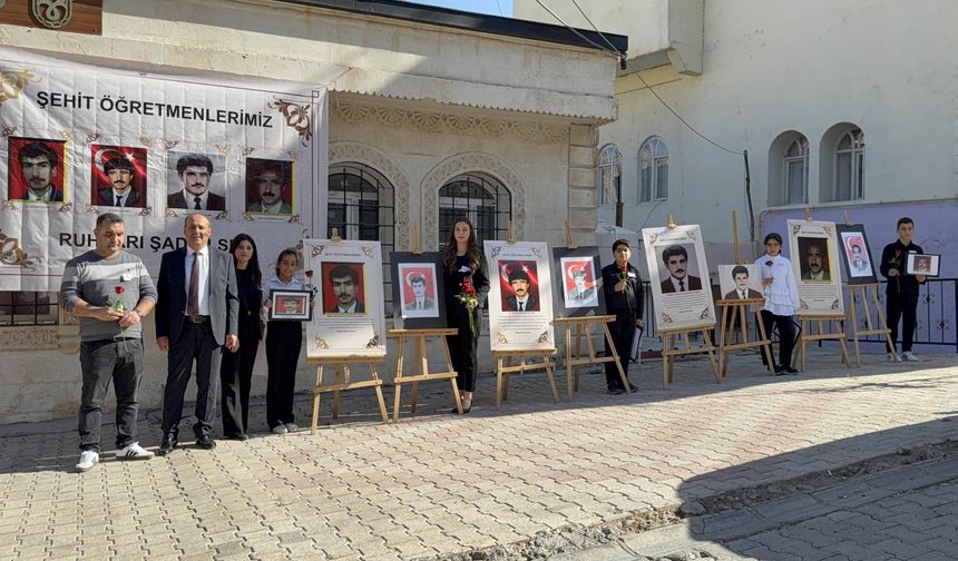 Mardin’de şehit öğretmenler anıldı