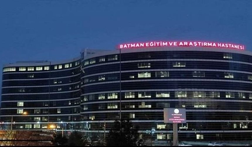 Hastanenin 6.Katından atladı