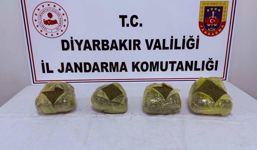 Diyarbakır'da 38 kilogram esrar ele geçirildi