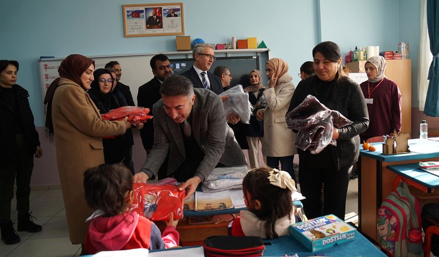 El Emeği Kıyafetlerle Anlamlı Buluşma