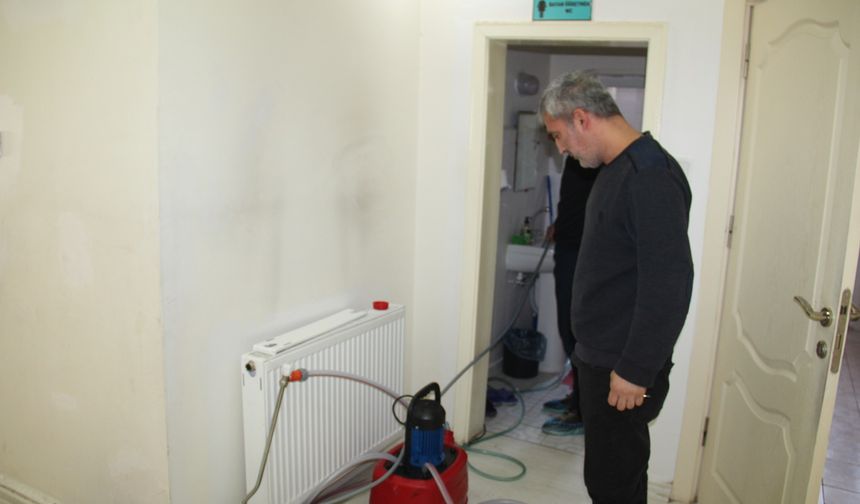 Petekleri Temizlemeyen Yüksek Fatura ve Soğuk Evle Karşı Karşıya