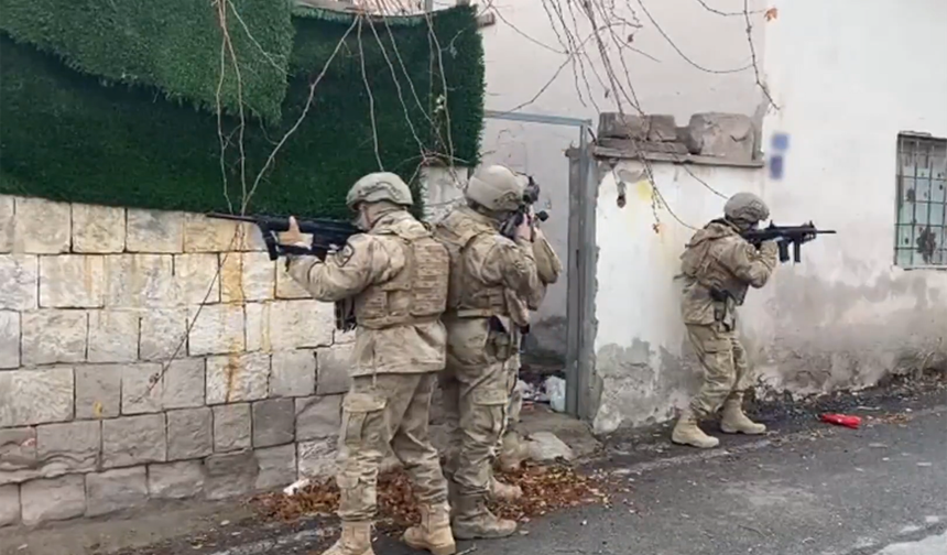 22 ilde DAİŞ operasyonu: 92 gözaltı