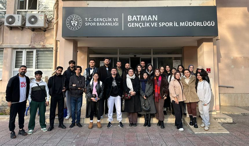 Batmanlı Gençler Ankara Yolunda