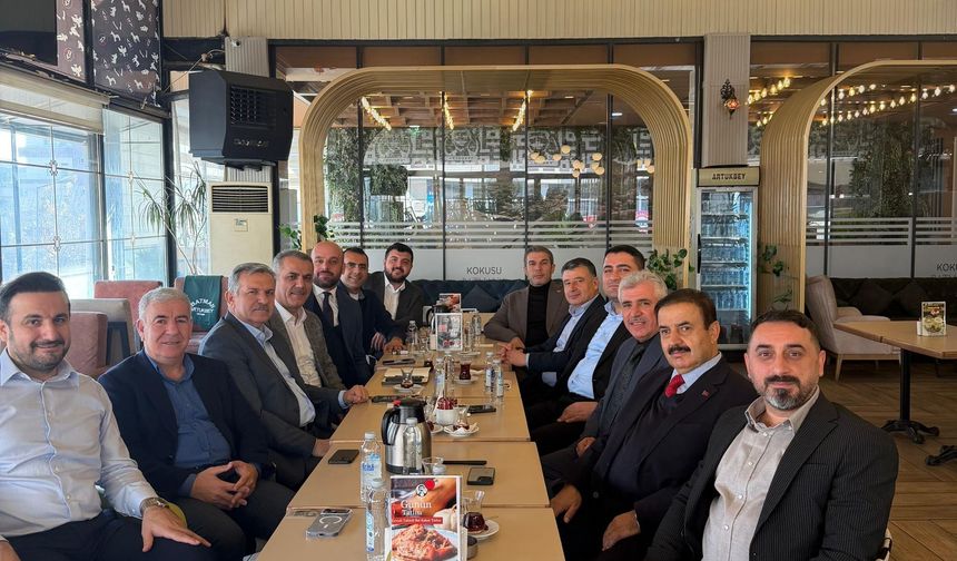 AK Parti Batman’da Belediyeler Masaya Yatırıldı