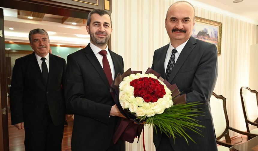 “Enerji Geleceğimizin Güçlü Çınarı”