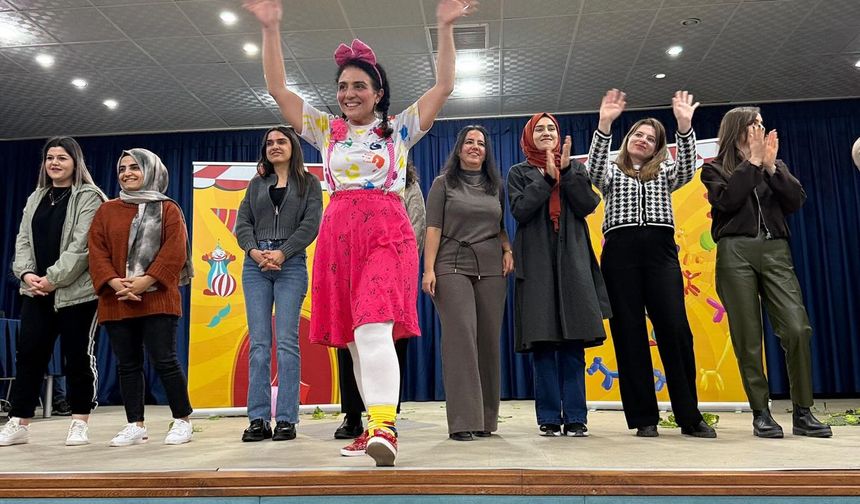 Kozluk’ta Tiyatro Festivali Coşkusu