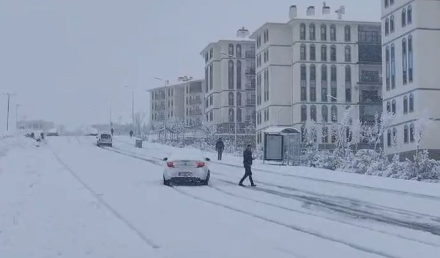 Batman Beyaza Büründü