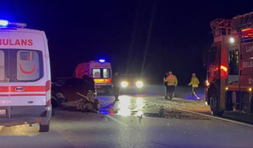 "Dur" ihtarından kaçan araç feci kazaya karıştı: 5 ölü