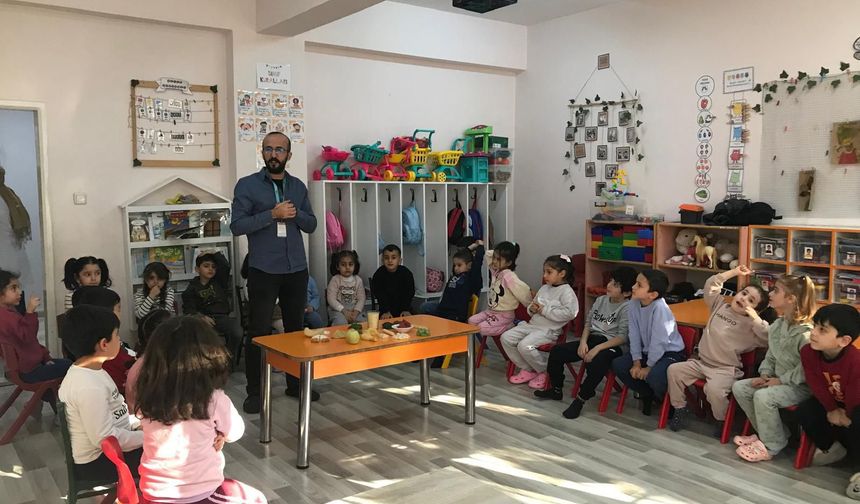 Uzmanlardan Anne-Babalara Önemli Uyarılar