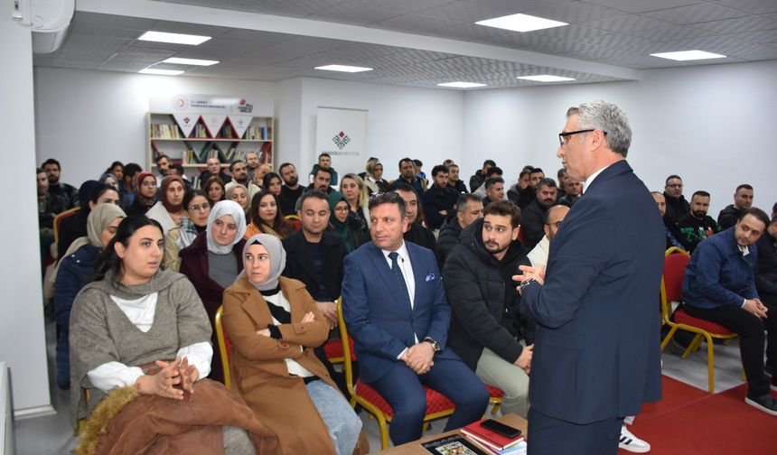 Türkçe Öğretmenleri Eğitimde Yol Haritasını Belirledi